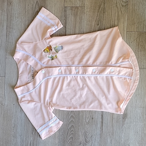 Medium Beauty Beast shirt Disney 🌹🥀 - Picture 1 of 8